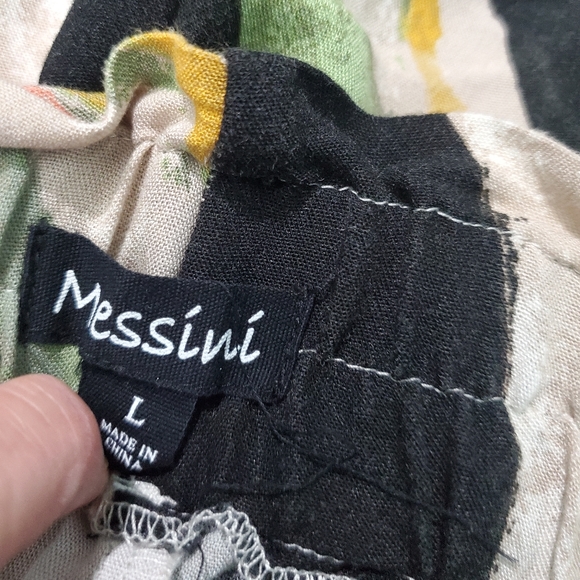 Large - Picture 3 of 8